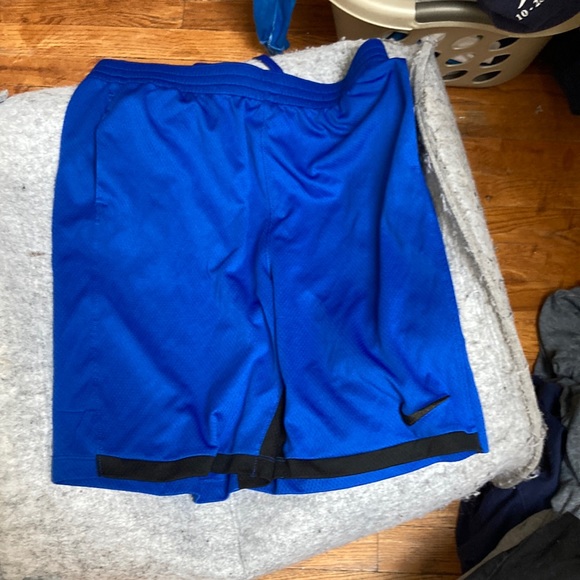 *Free Nike tee and Dri fit blue shorts - Picture 5 of 7